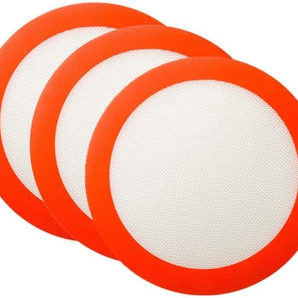 3Pcs Silicone Baking Mats,9 Inch Round Silicone Mats,Cake Pan,Non-stick Silicone Baking Sheet Liner,Reusable Heat Resistant Baking Pastry Sheets for Cookies, Macarons, Bread and Pastry
